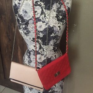 Two crossbody purses bundle